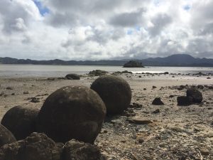 Kotu Boulders Tide Hokianga Harbour